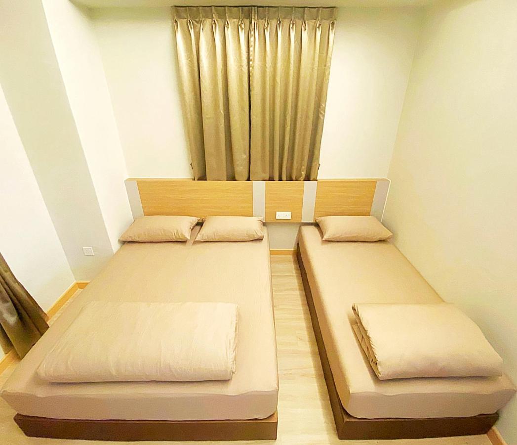 Amadel Residence 爱媄德民宿 16 Малакка Экстерьер фото